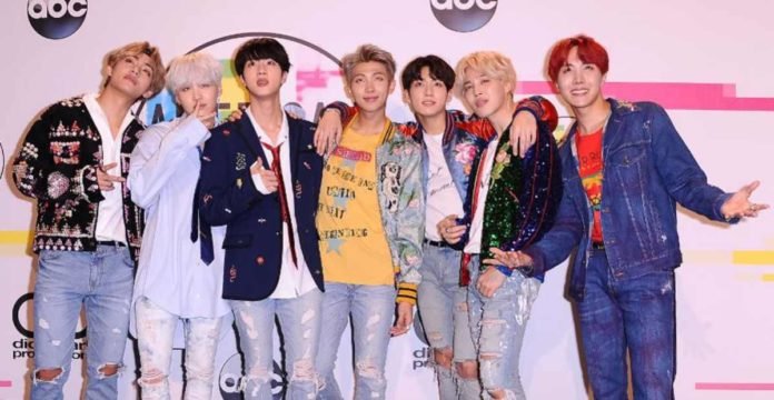 7 Gaya Fashion BTS Style untuk Inspirasi Pria Modern